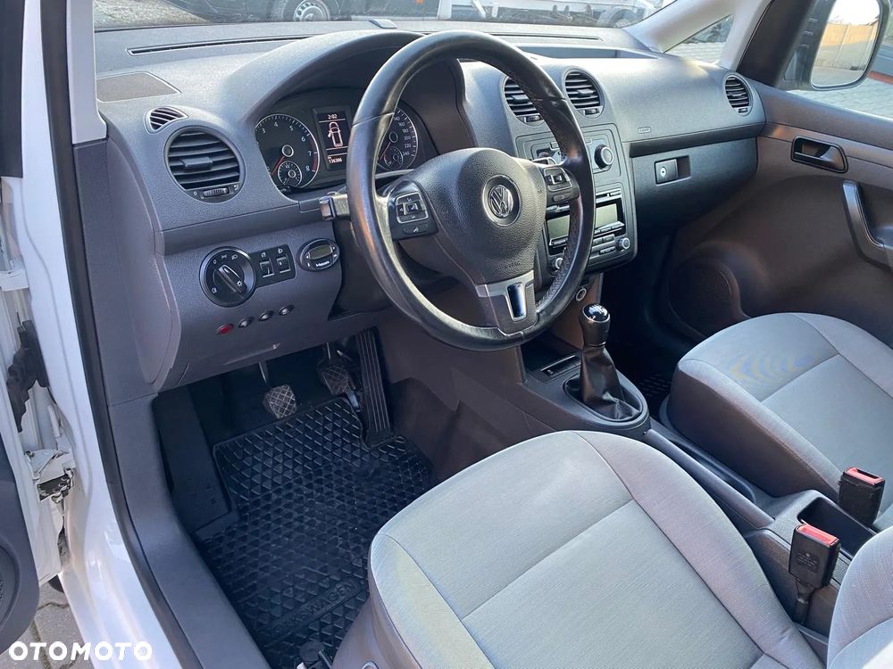 Volkswagen CADDY - 10