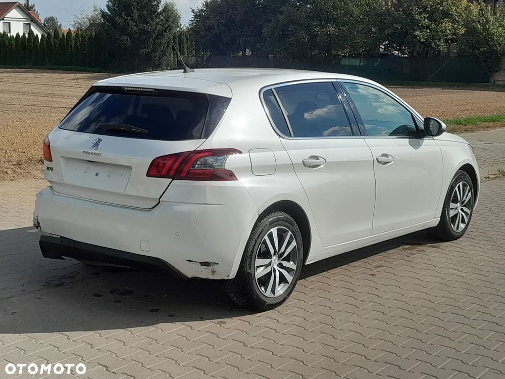 Peugeot 308 - 6