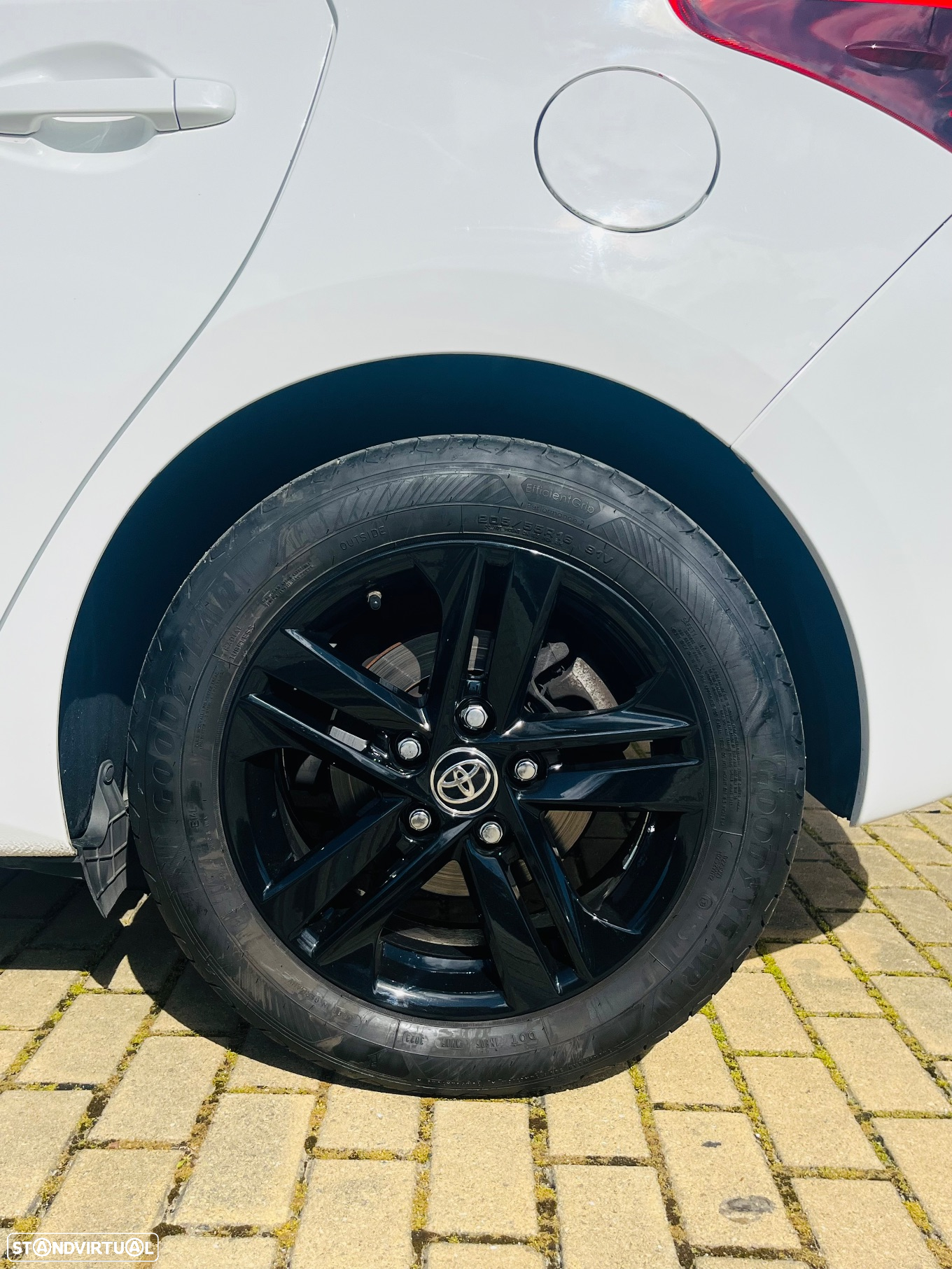 Toyota AURIS BIZZ D4D 90CV C/AC - 22