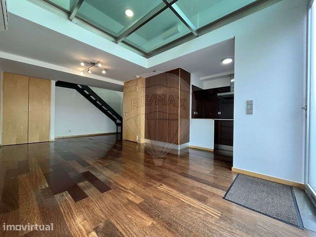 Apartamento T1 para arrendamento - Grande imagem: 2/9