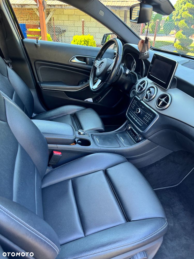 Mercedes-Benz GLA 250 7G-DCT Style - 8