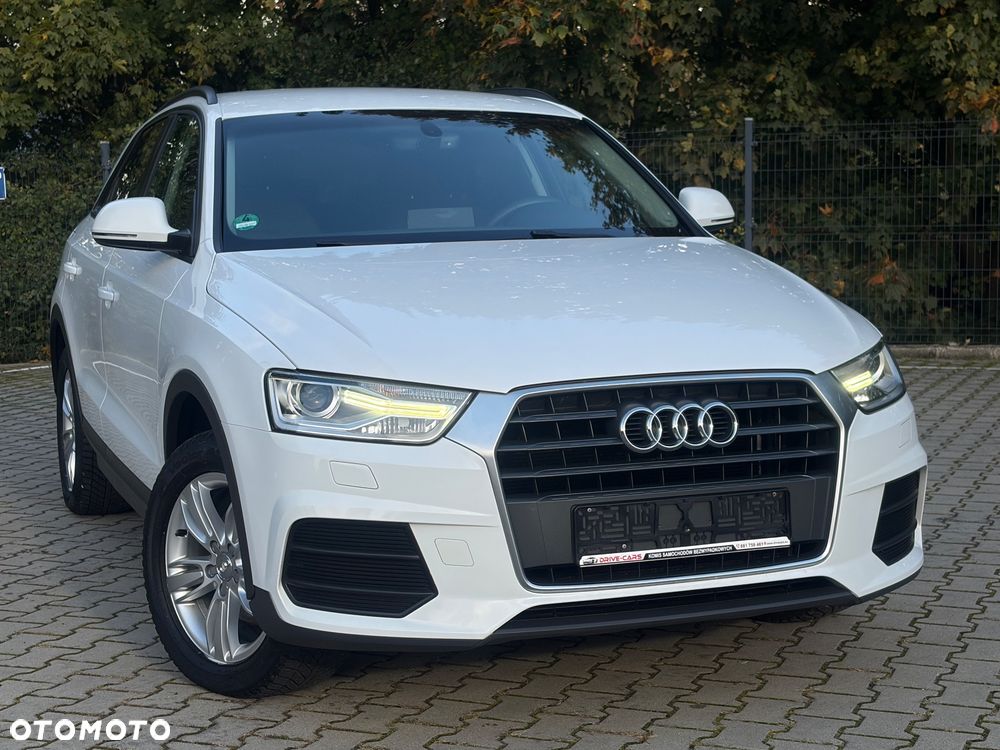 Audi Q3 1.4 TFSI Sport S tronic - 24