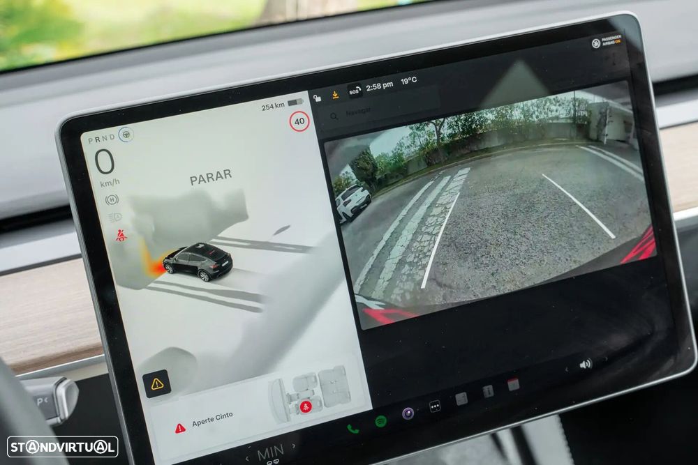 Tesla Model Y Standard - 14