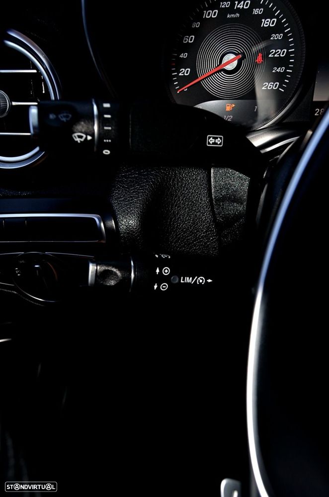 Mercedes-Benz GLC 250 d Coupé AMG Line 4-Matic - 13