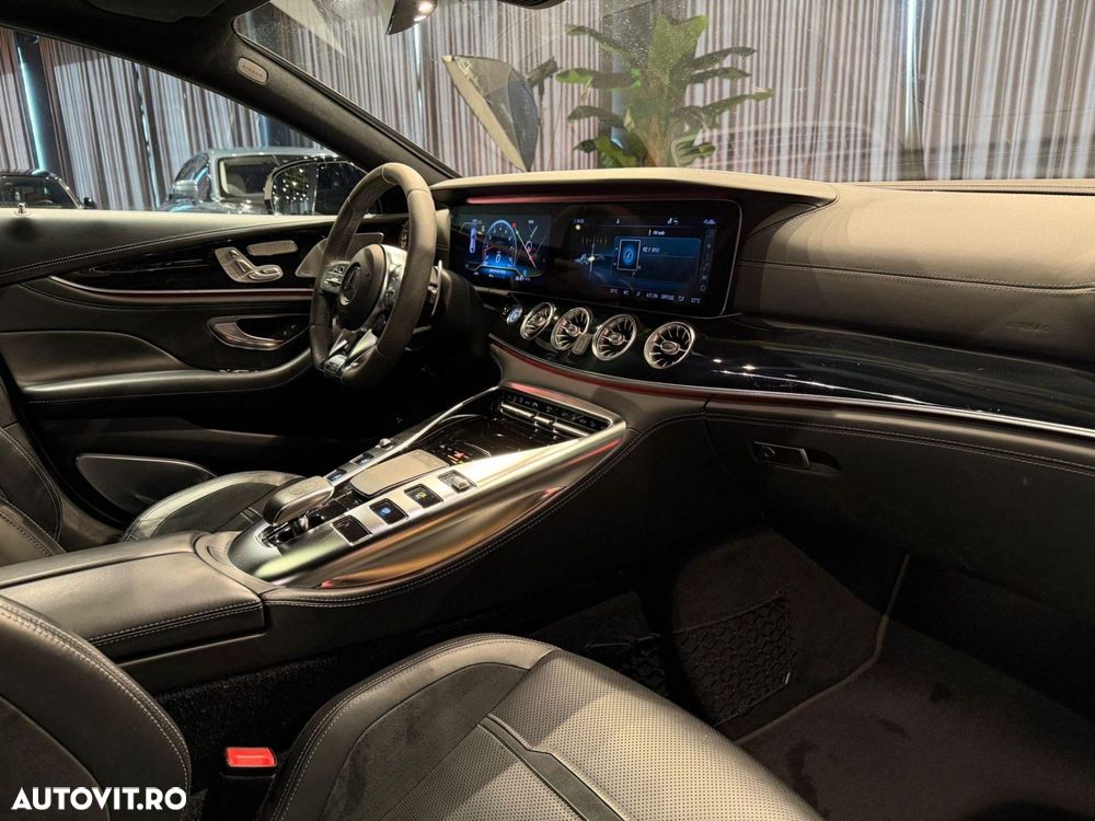 Mercedes-Benz AMG GT - 23