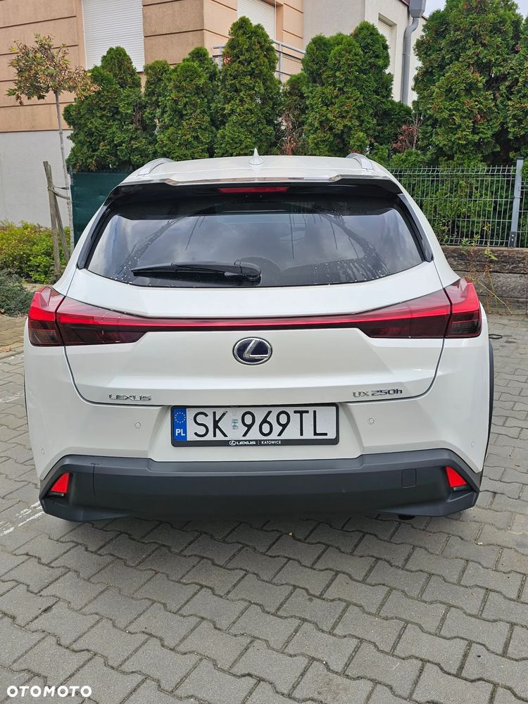 Lexus UX 250h Elegance AWD - 3