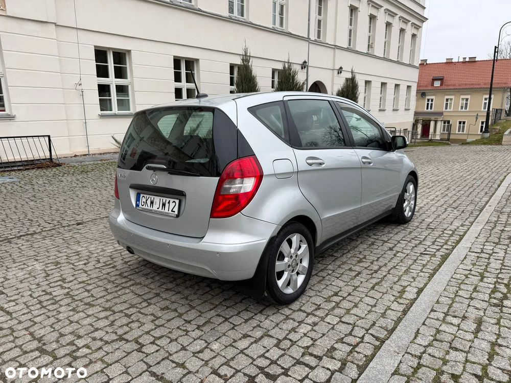 Mercedes-Benz Klasa A 150 BlueEFFICIENCY Elegance - 8