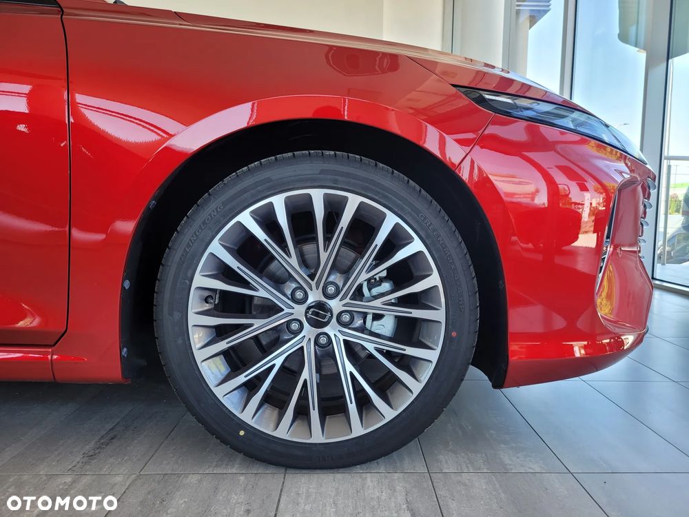 Bestune B70 2.0T Elegance - 12