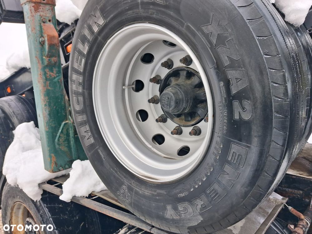 Scania 144G 530 V8 Zestaw do Drewna/Drzewa/Lasu Dłużyca Jonsered HDS Dźwig żuraw Crane Kran Doll Manuel Gearbox Full Steel - 4