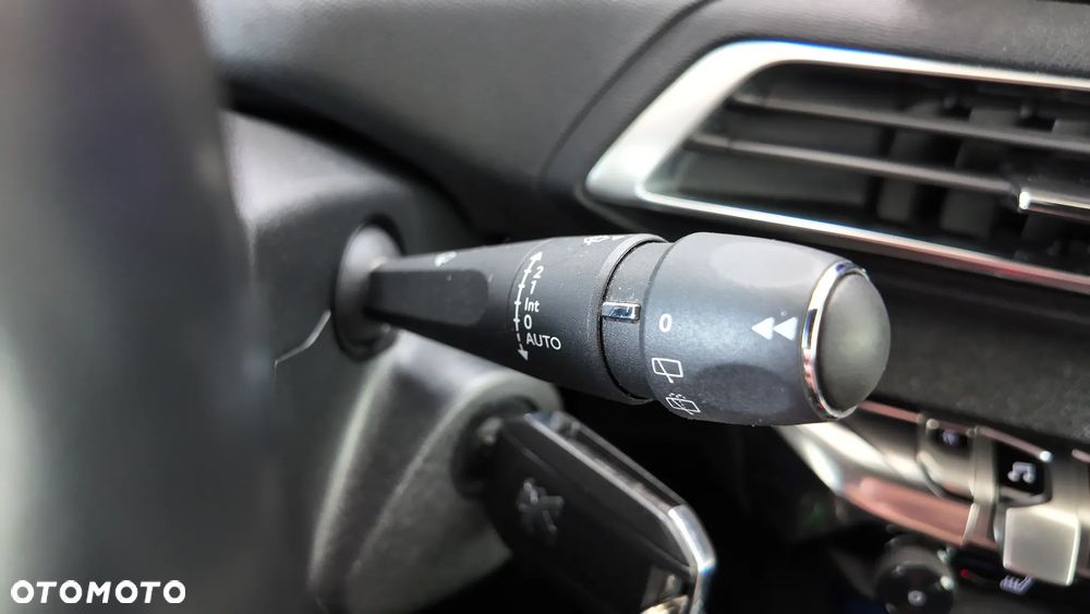 Peugeot 5008 2.0 BlueHDi Allure 7os - 26