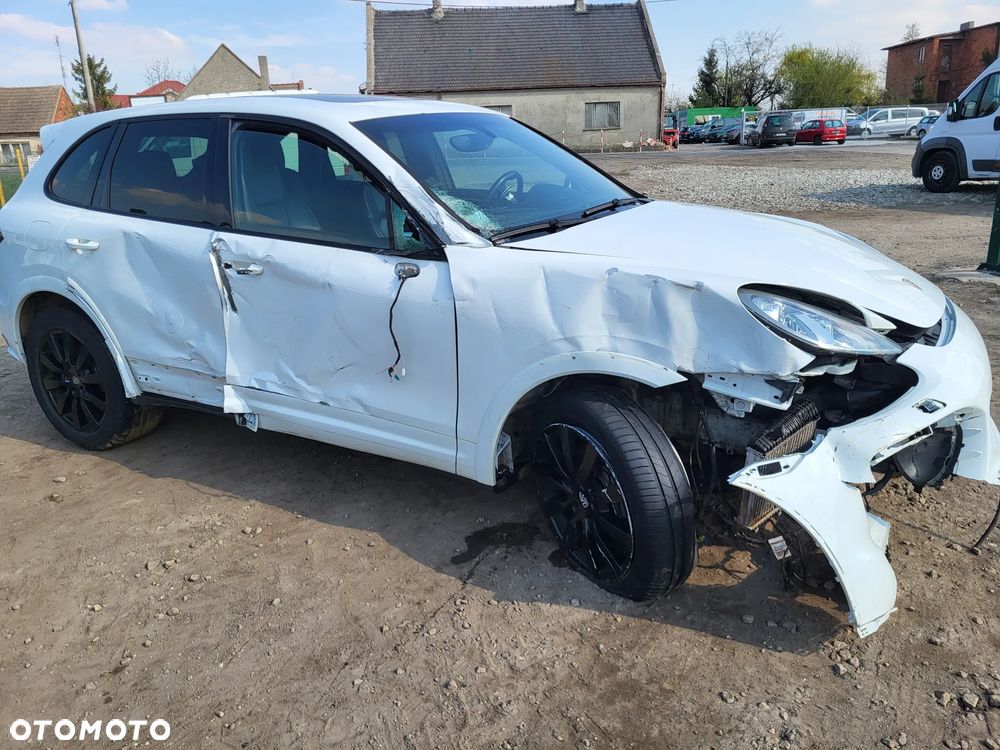 Porsche Cayenne Platinum Edition - 23
