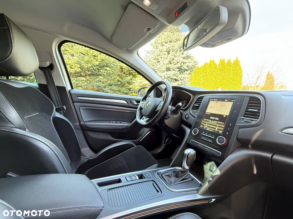 Renault Megane TCe 140 GPF EDC INTENS - 29