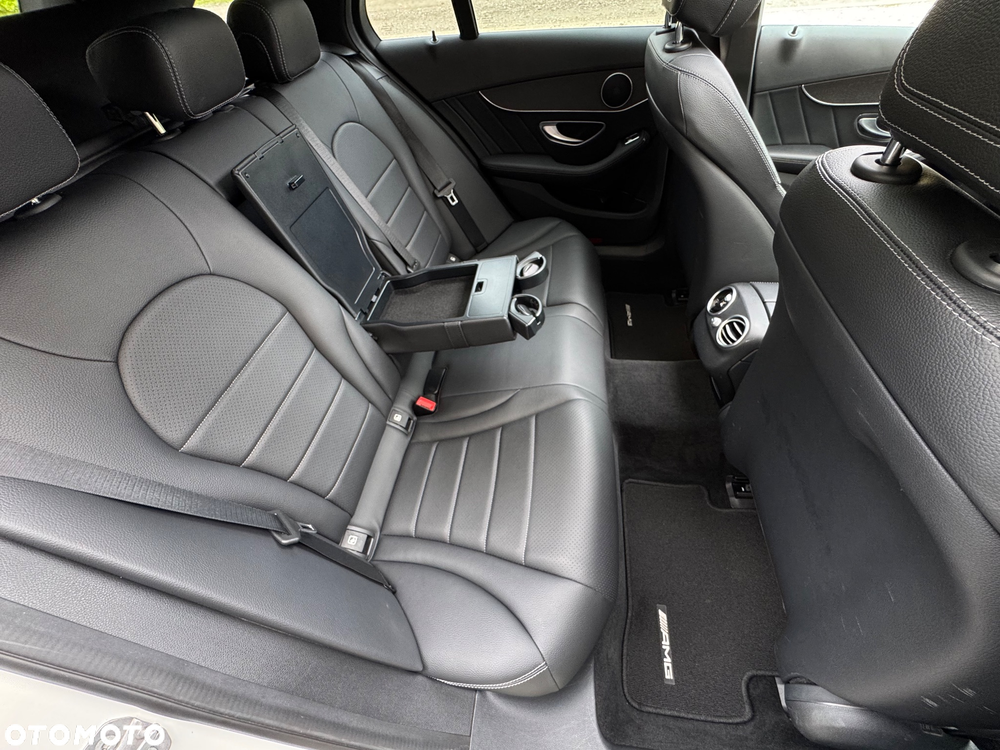 Mercedes-Benz Klasa C 220 d T 9G-TRONIC AMG Line - 26