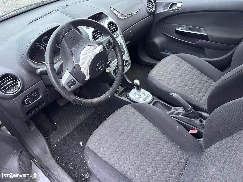 Opel Corsa D 1.2 Gasolina 86 cv  63 kW 2009 - 2014 A 12 XER para peças - 6