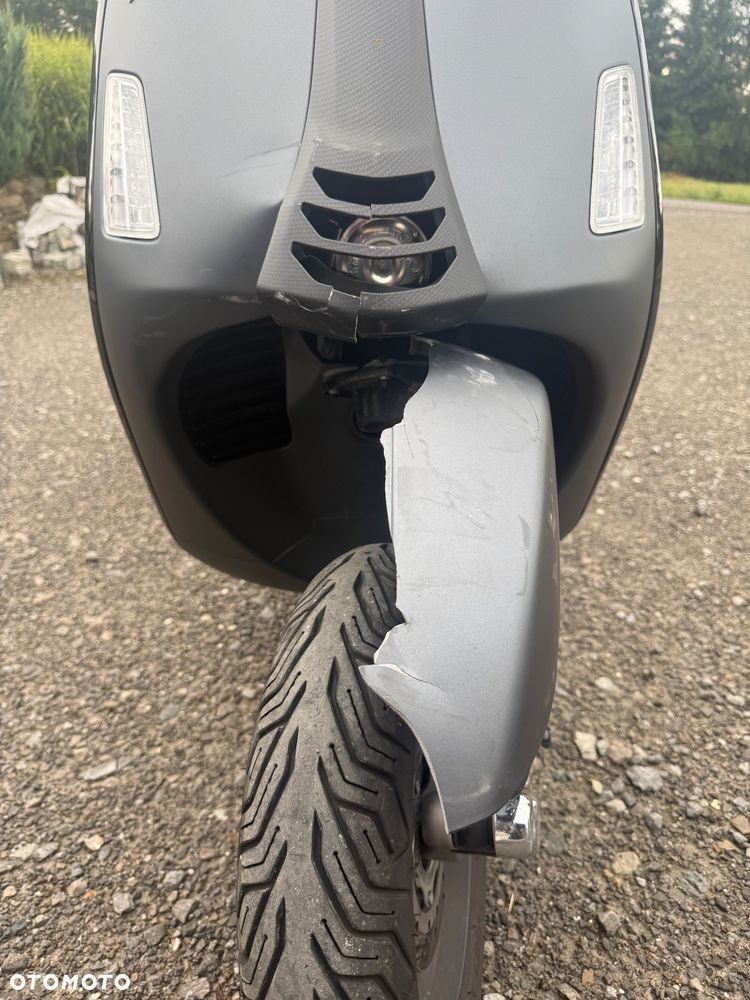 Piaggio Vespa - 8