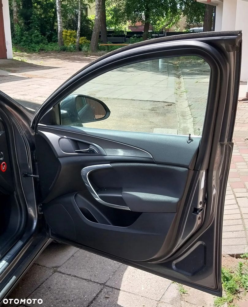 Opel Insignia 2.0 CDTI - 11
