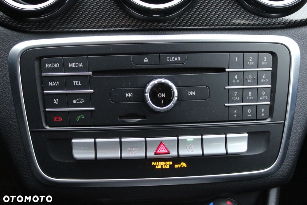 Mercedes-Benz GLA 200 7G-DCT Edition 1 - 28