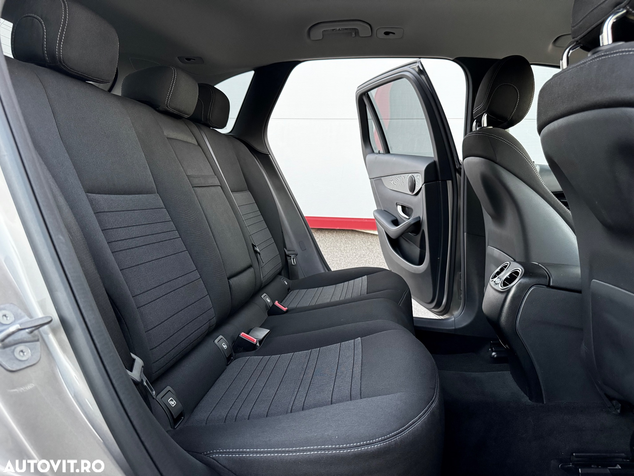 Mercedes-Benz GLC 220 d 4Matic 9G-TRONIC Exclusive - 18