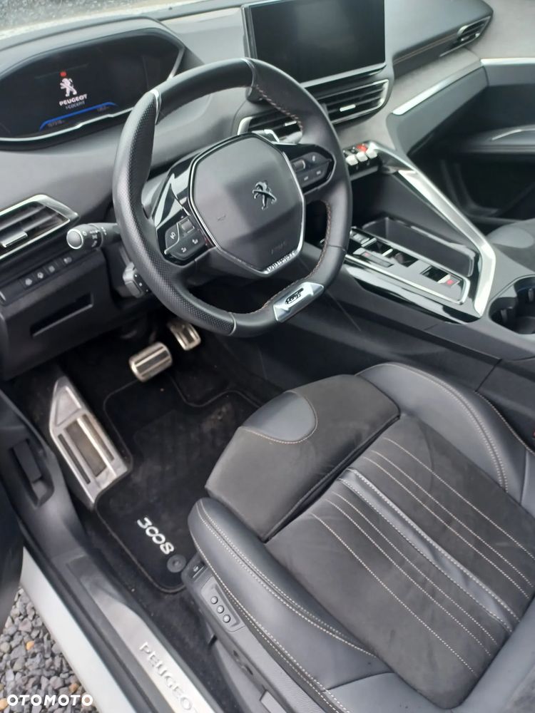 Peugeot 3008 - 8