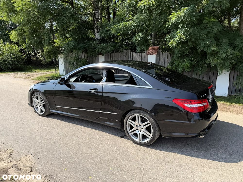 Mercedes-Benz Klasa E 250 CDI DPF BlueEFFICIENCY Automatik Elegance - 2
