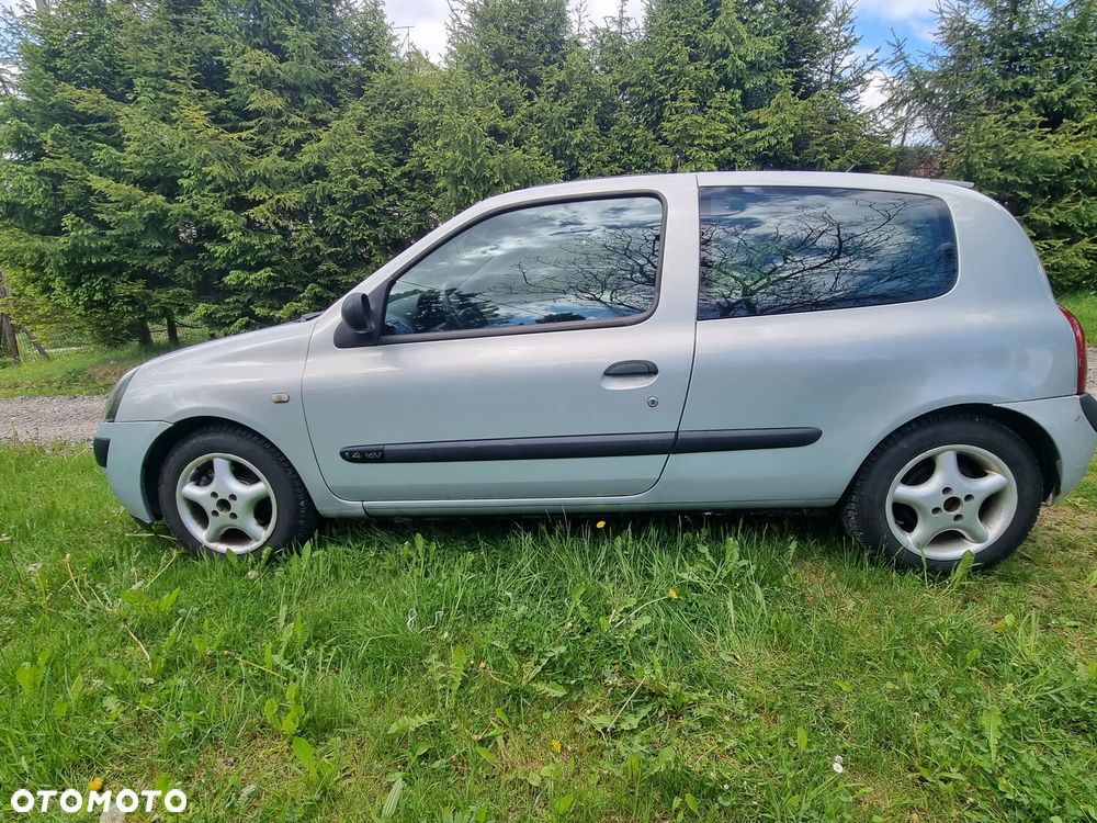 Renault Clio 1.4 Extreme - 11