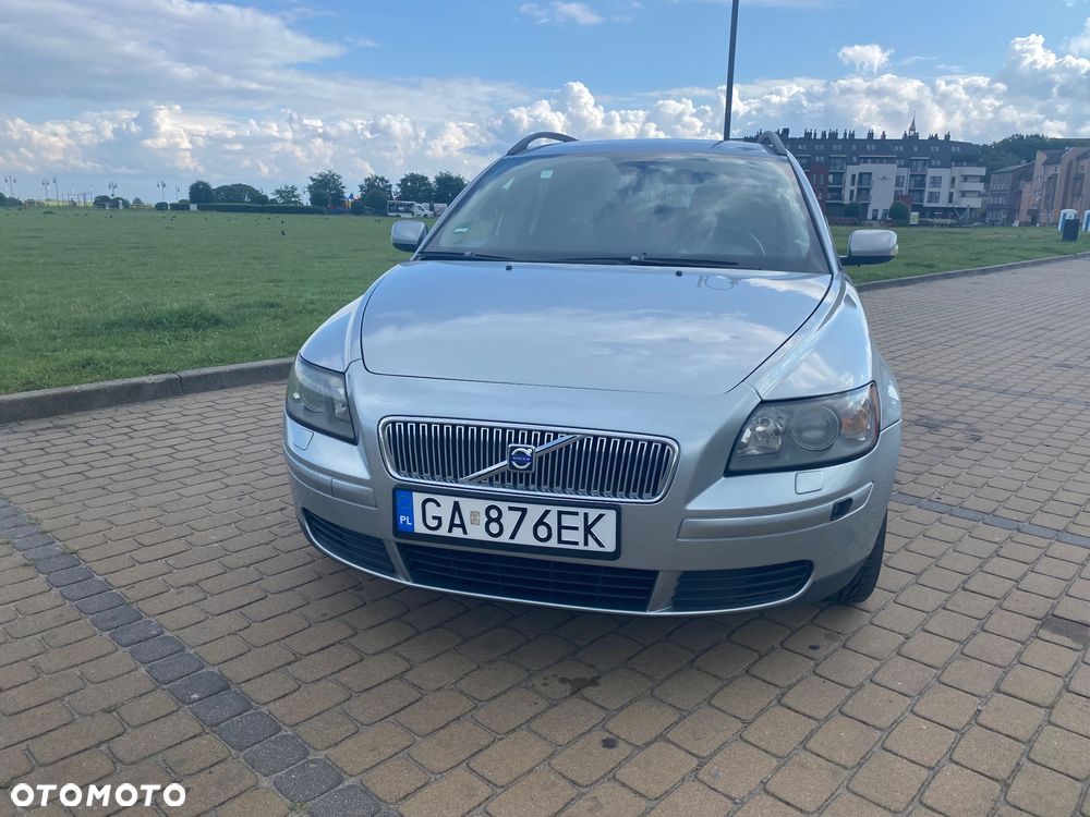 Volvo V50 - 1