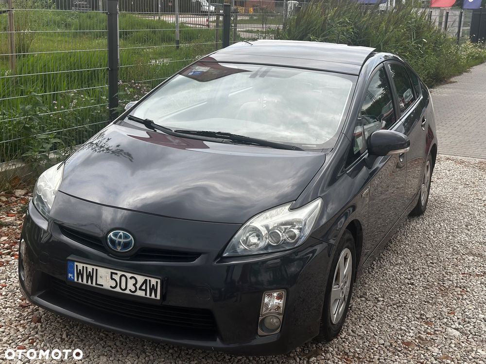 Toyota Prius 1.8 HSD Premium - 2