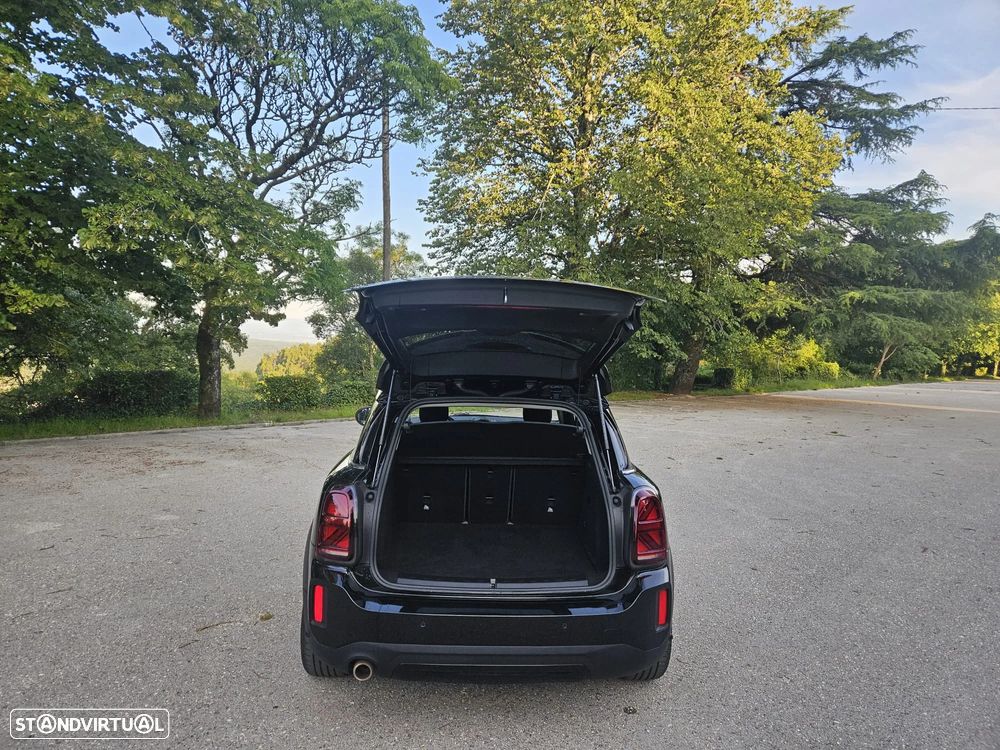 MINI Countryman Cooper SE ALL4 Auto - 12