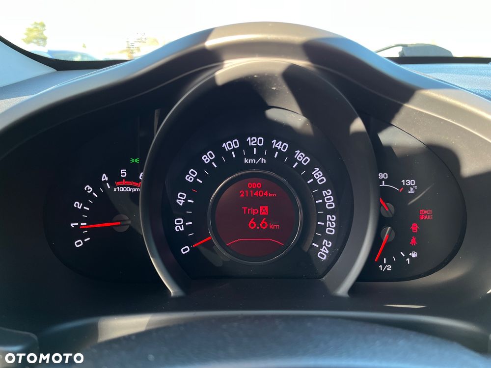 Kia Sportage 2.0 CRDI L AWD - 13