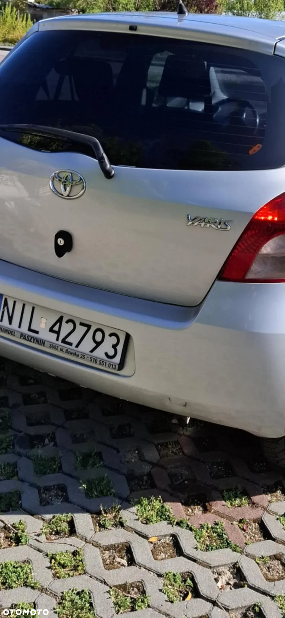 Toyota Yaris 1.3 - 8