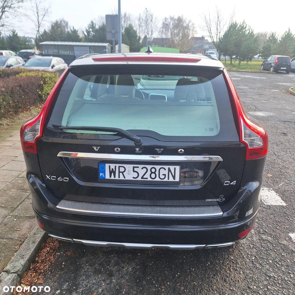 Volvo XC 60 D4 Drive-E Momentum - 5