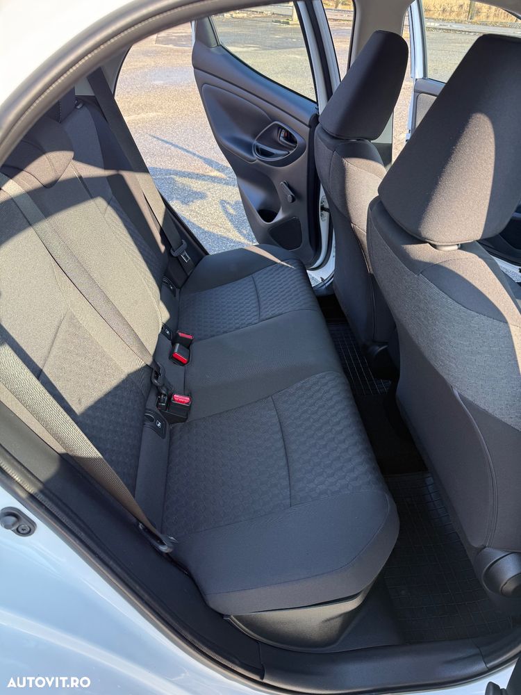 Toyota Yaris - 7