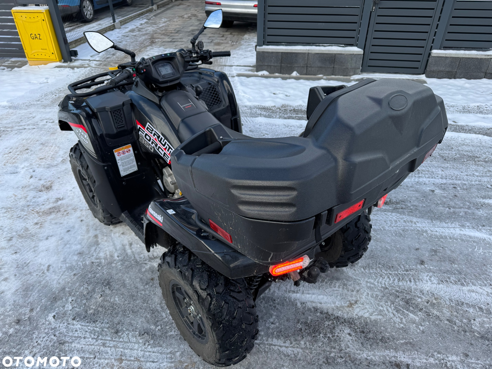 Kawasaki Brute Force - 14