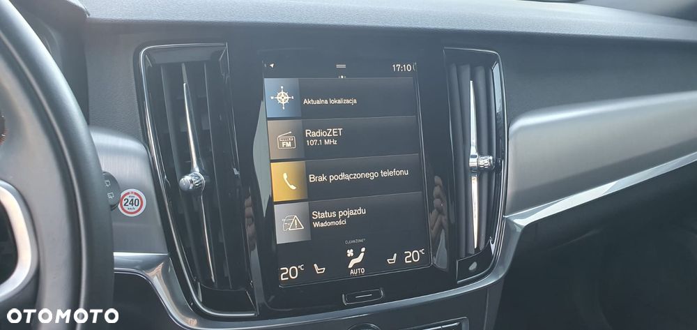 Volvo V90 D4 Momentum - 19
