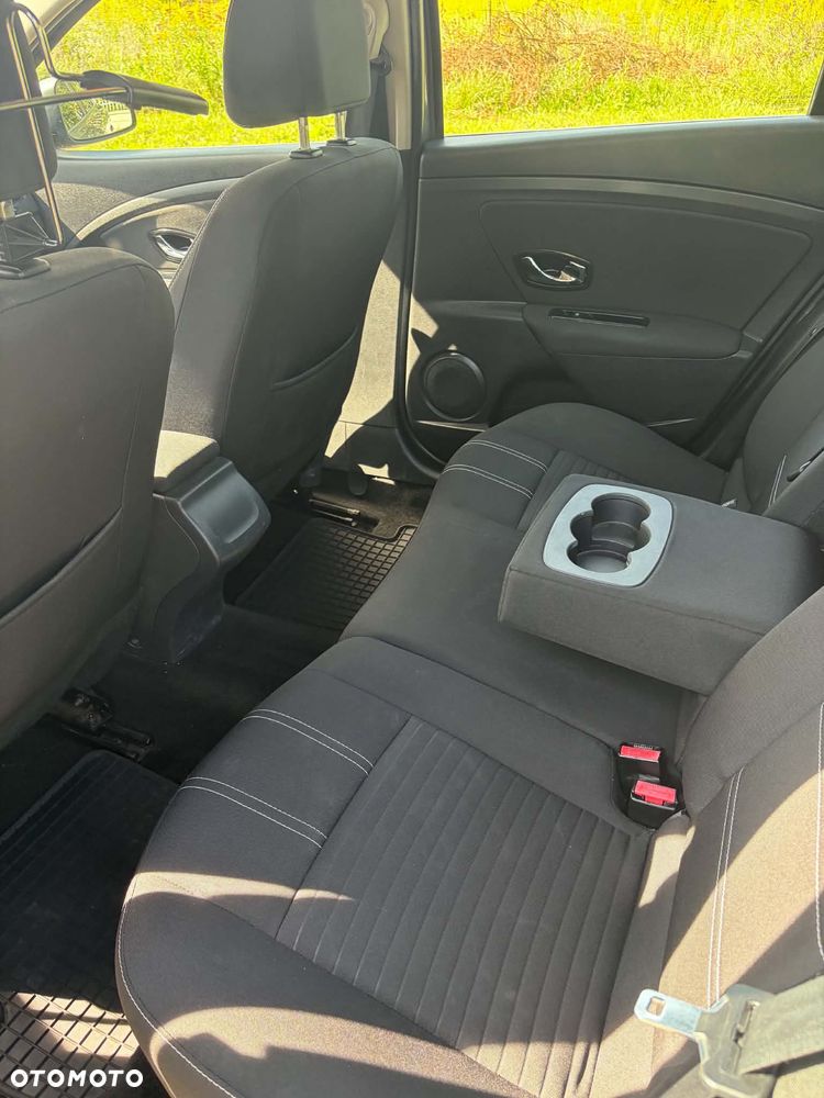 Renault Fluence 1.6 16V Life - 6