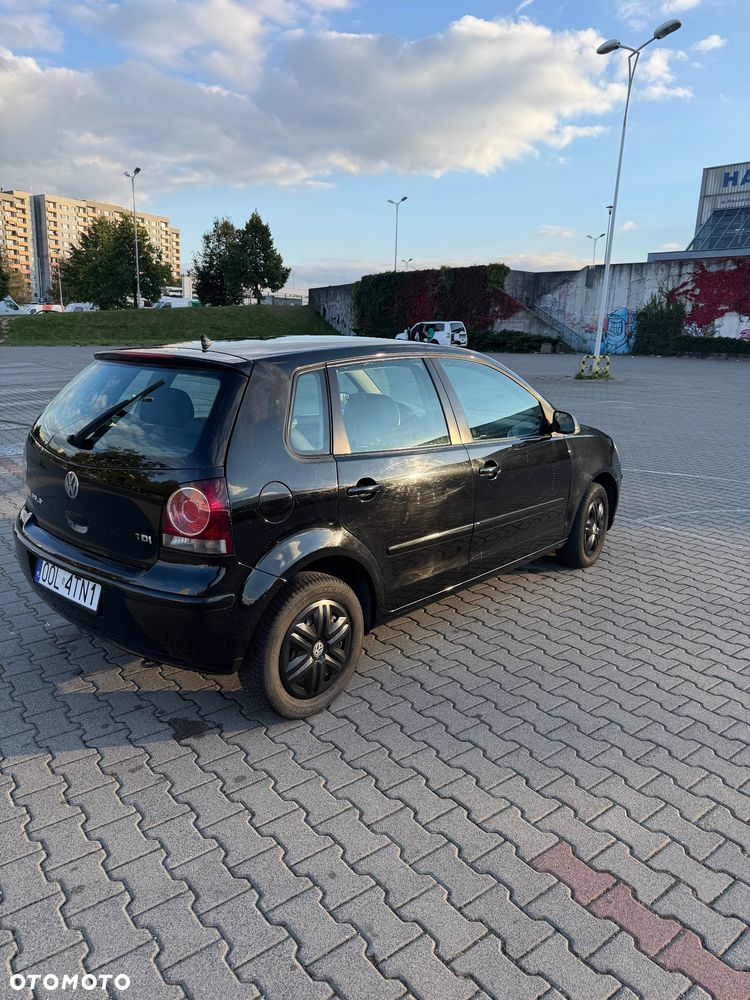 Volkswagen Polo 1.4 TDI Trendline - 2