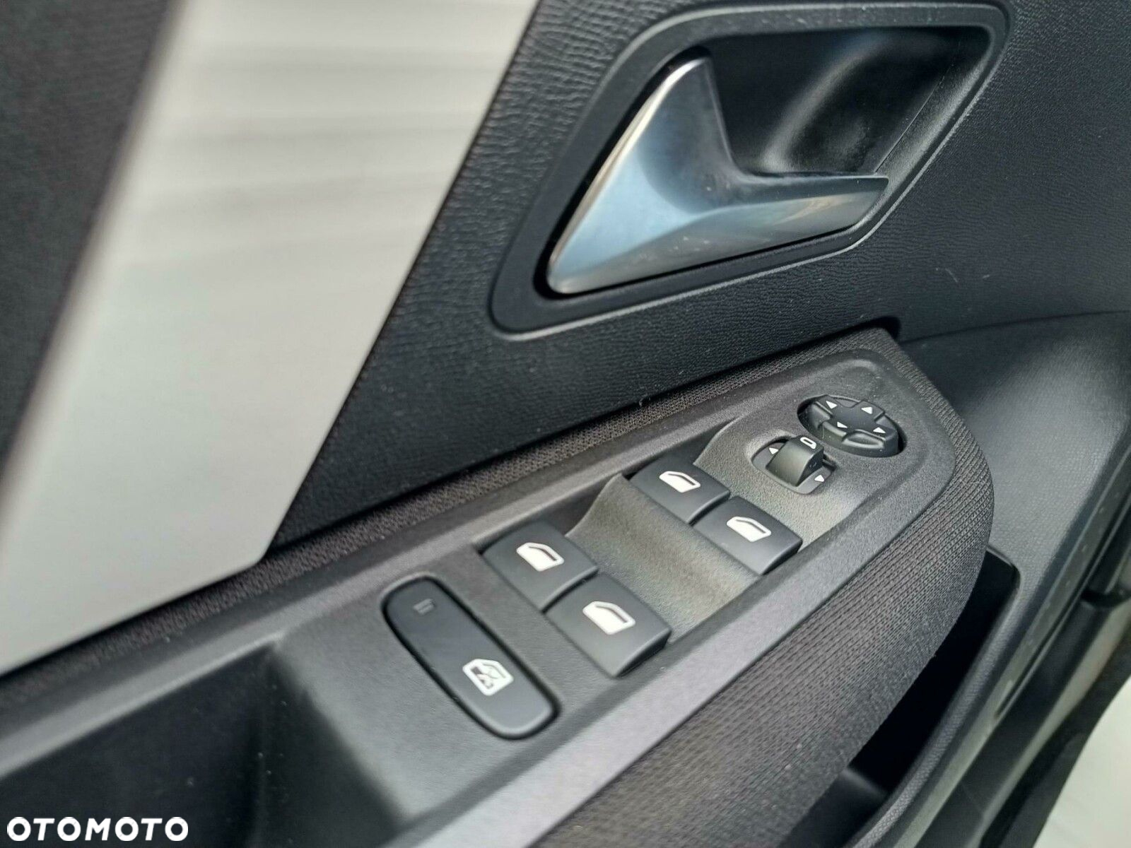 Citroën C4 1.2 PureTech Feel S&S - 18