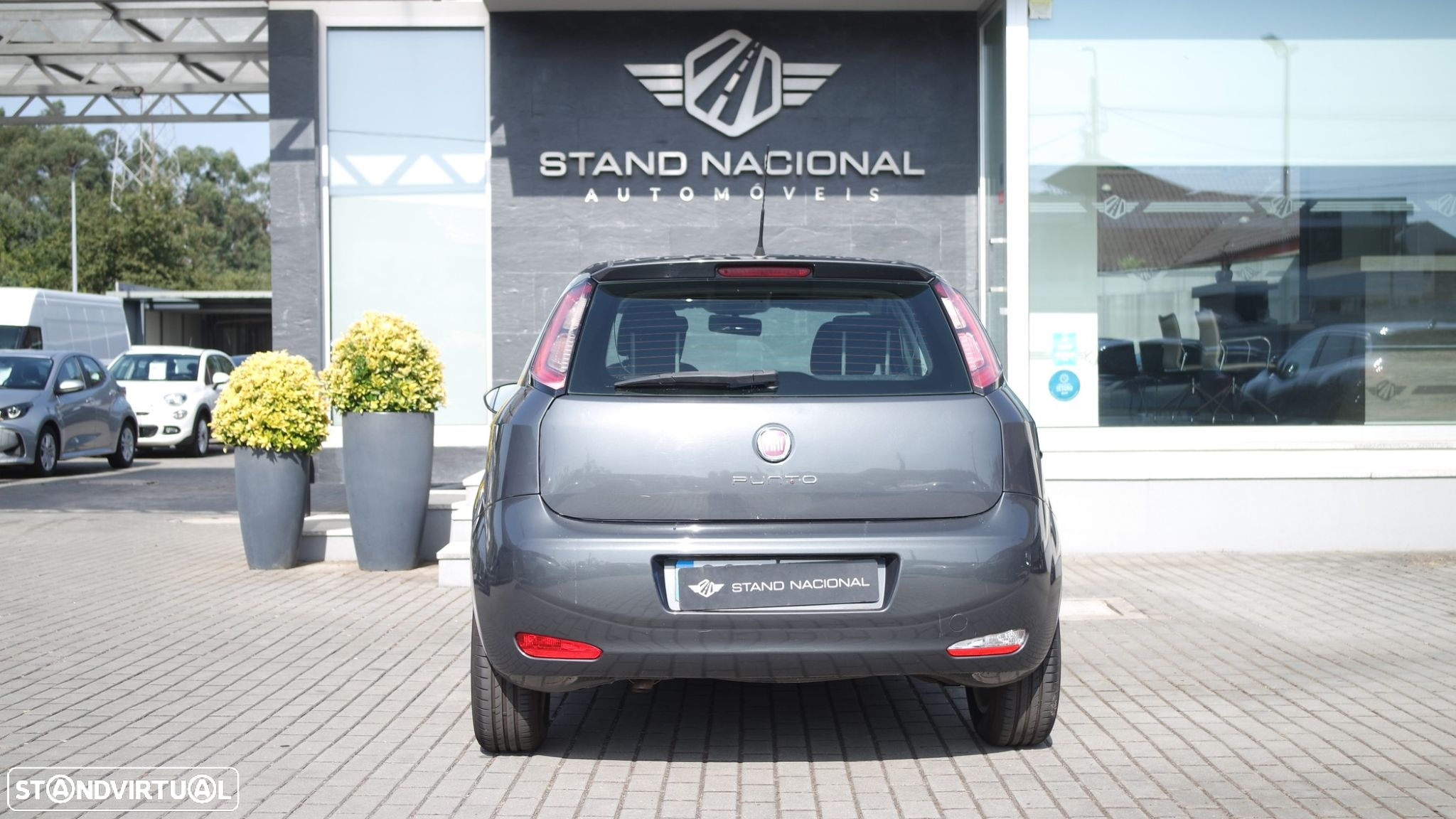 Fiat Punto 1.2 Young S&S - 7