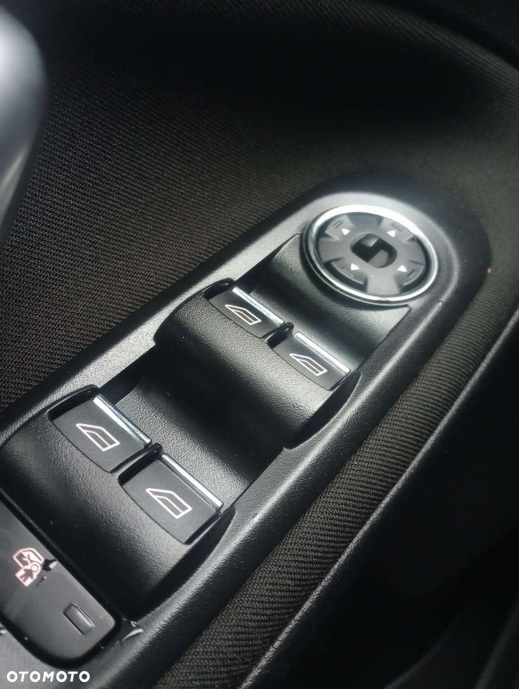 Ford S-Max 2.0 TDCi DPF Business Edition - 10