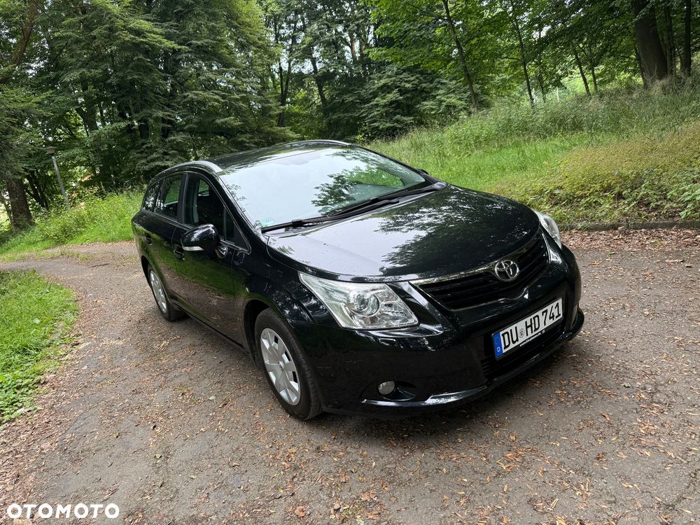 Toyota Avensis 1.8 Life - 2
