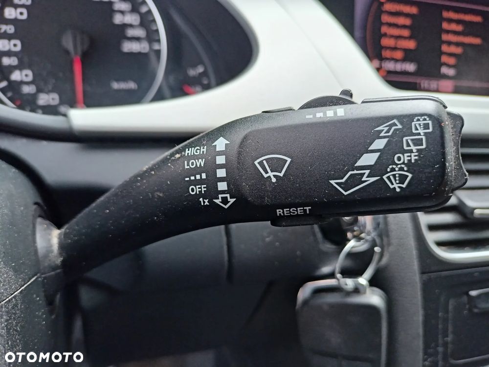 Audi A4 Avant 2.0 TDI Limited Edition - 28