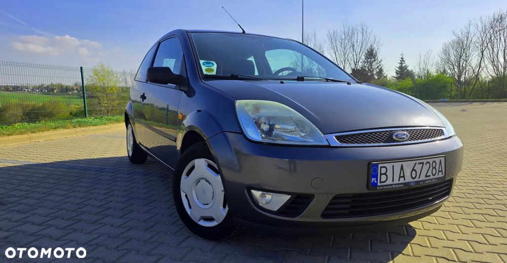Ford Fiesta 1.4 Ghia - 2