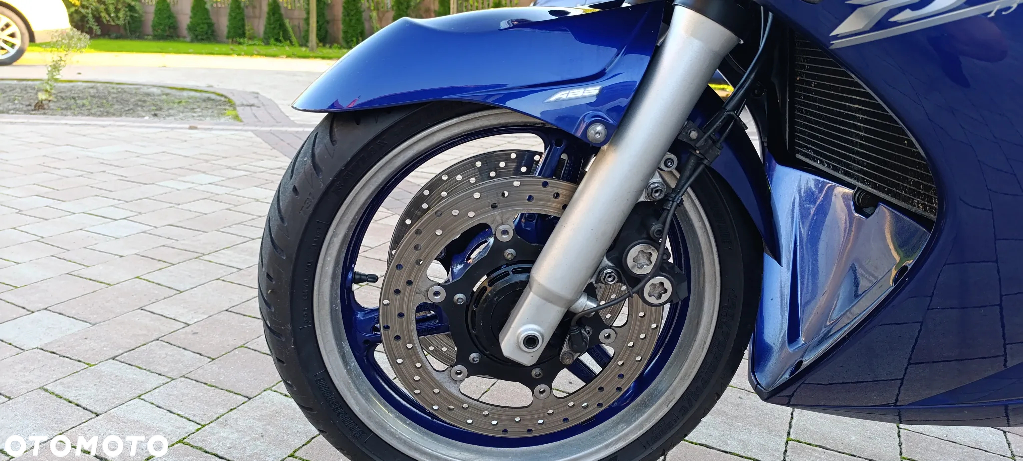 Yamaha FJR - 37