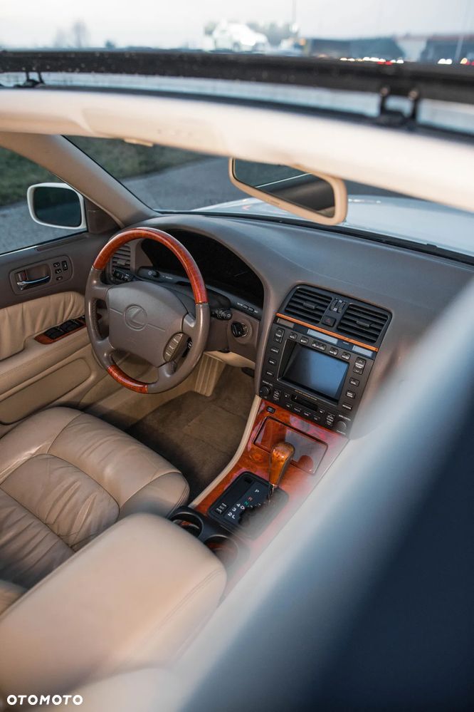 Lexus LS 400 - 15