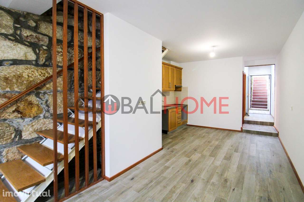 Moradia T3 Renovada em Campanhã - Grande imagem: 3/42