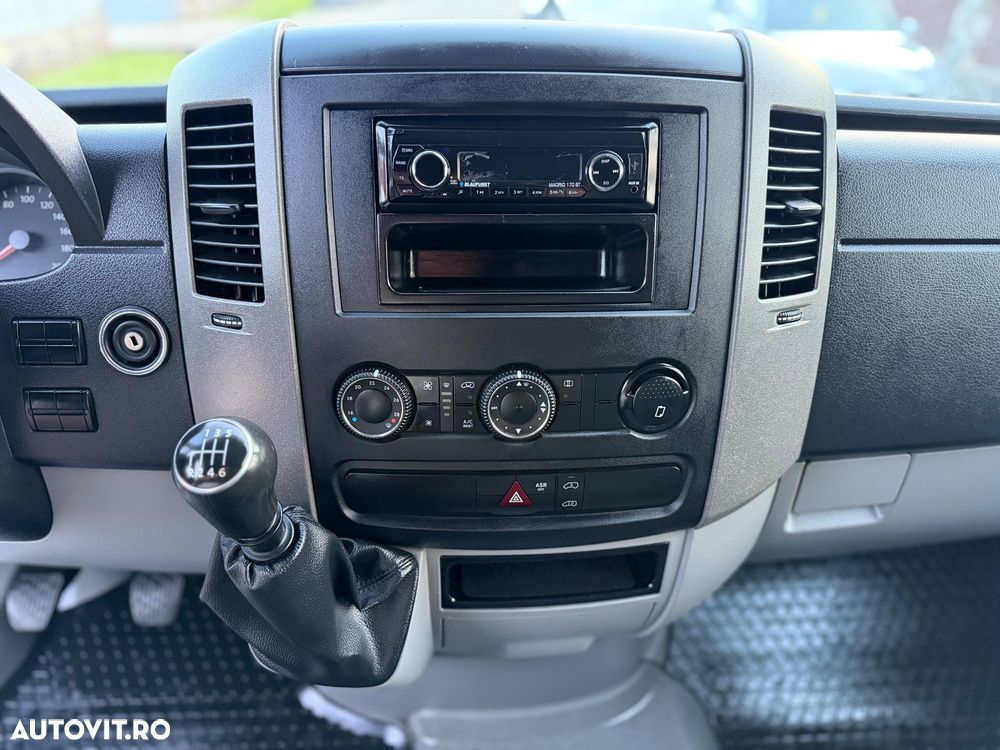 Volkswagen Crafter - 10