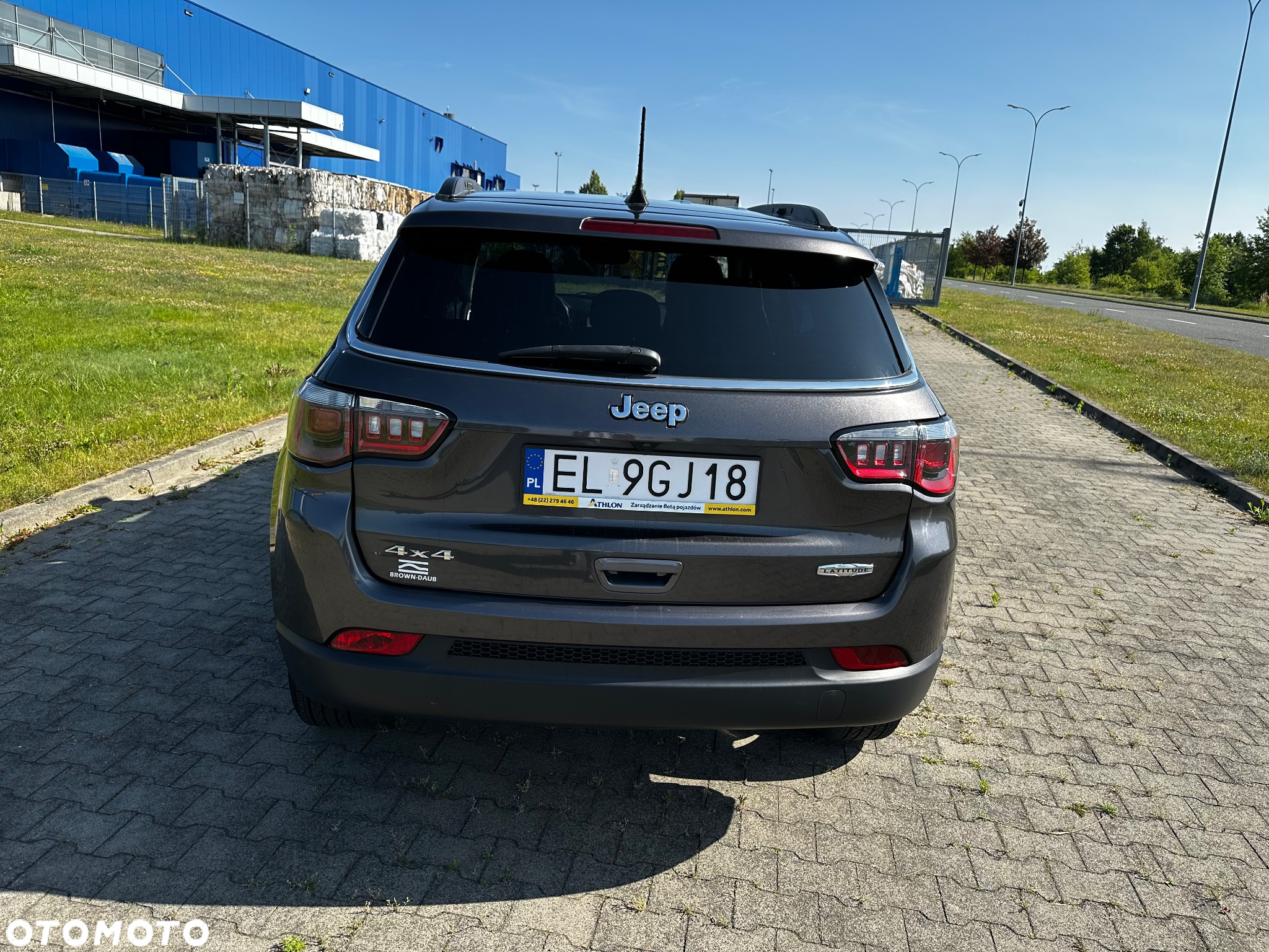 Jeep Compass - 4