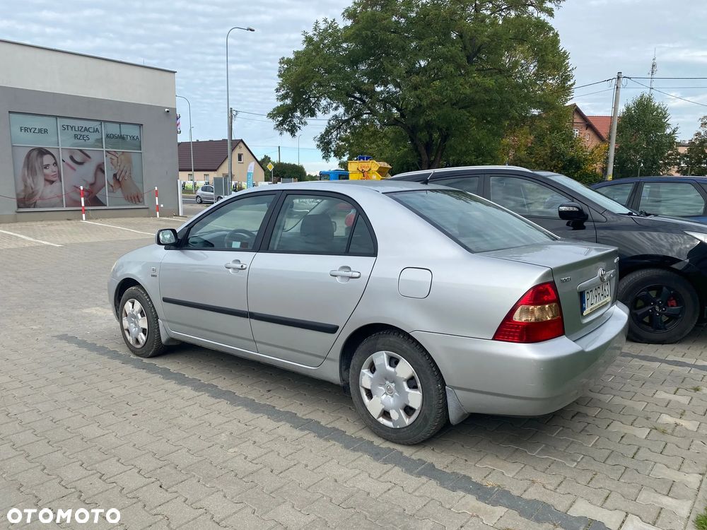 Toyota Corolla - 15