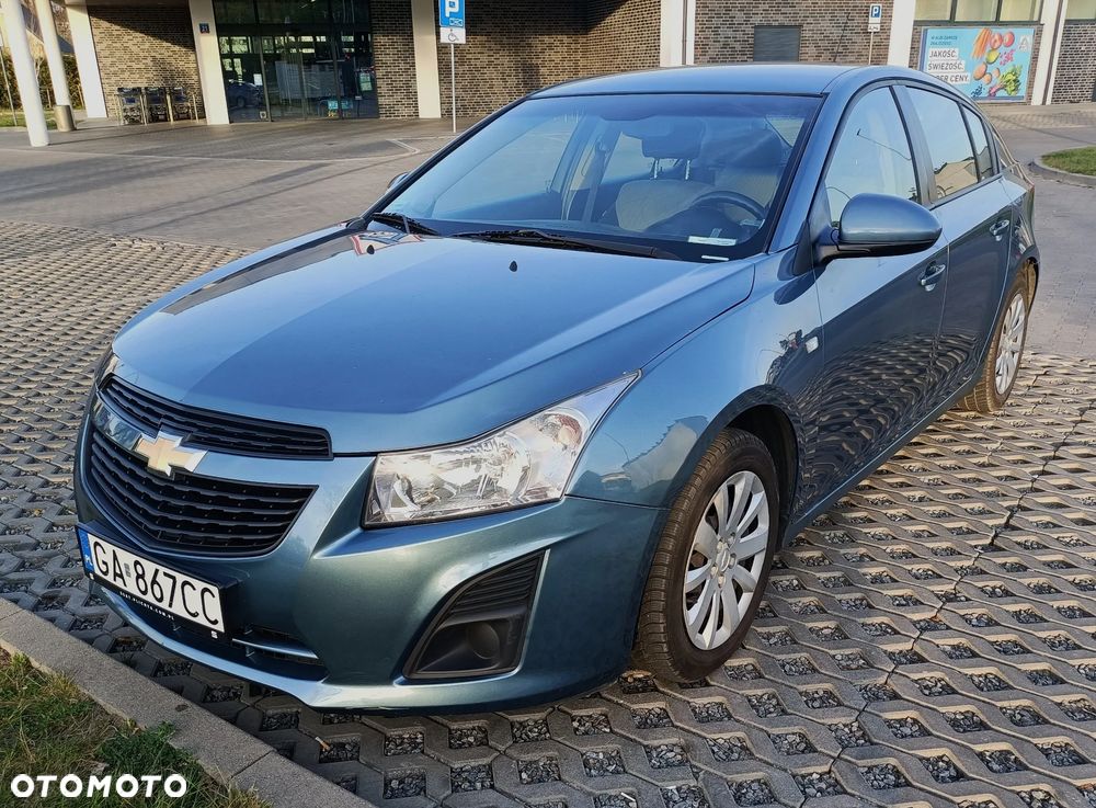 Chevrolet Cruze 1.8 LS+ - 1