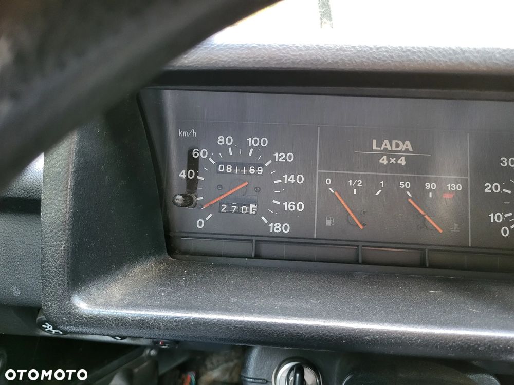 Lada Niva 1.7i - 18